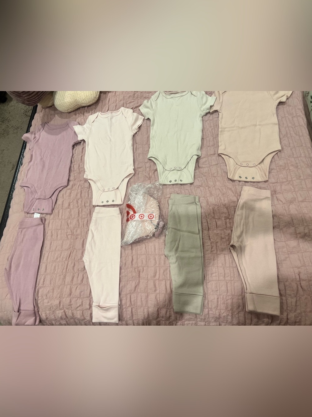 🍼 NEW Baby Girl 9–12M Clothing Bundle + Beanies 🎀